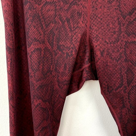 Nike Plus Burgundy Snake Print High Waist Leggings 2X - Picture 4 of 7